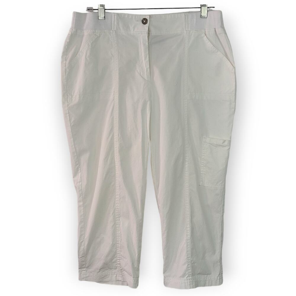 Chicos white cotton sheeting capris cargo knit waistband size 1
